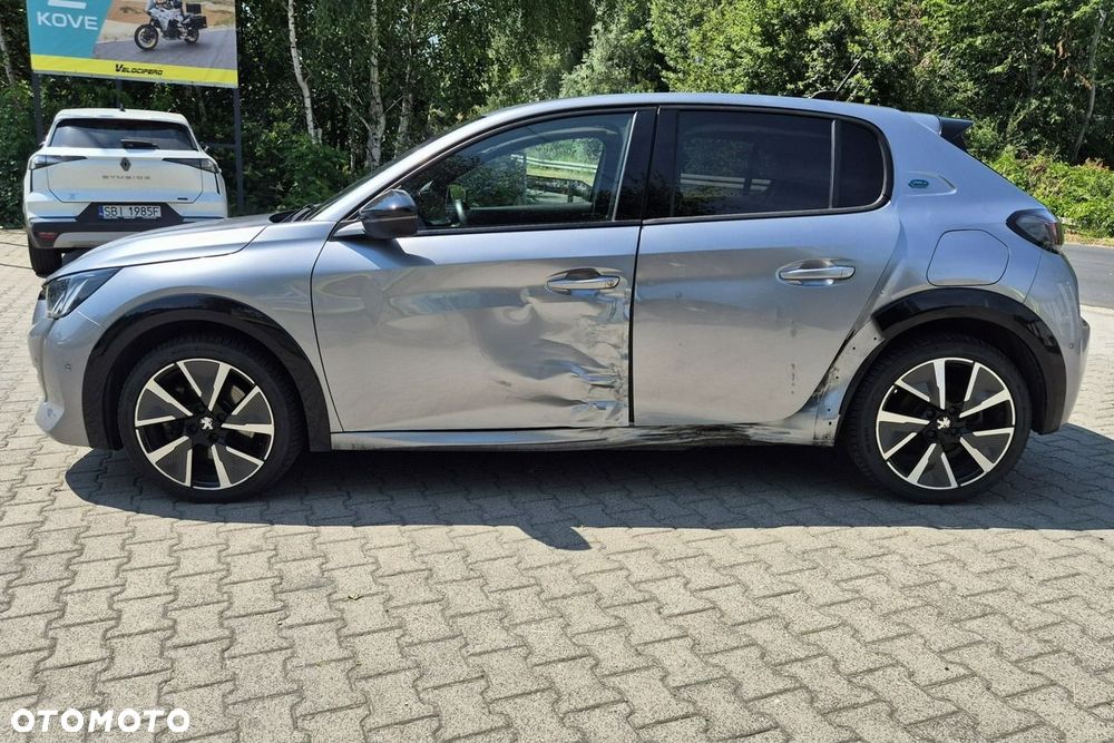 Peugeot 208 - 7