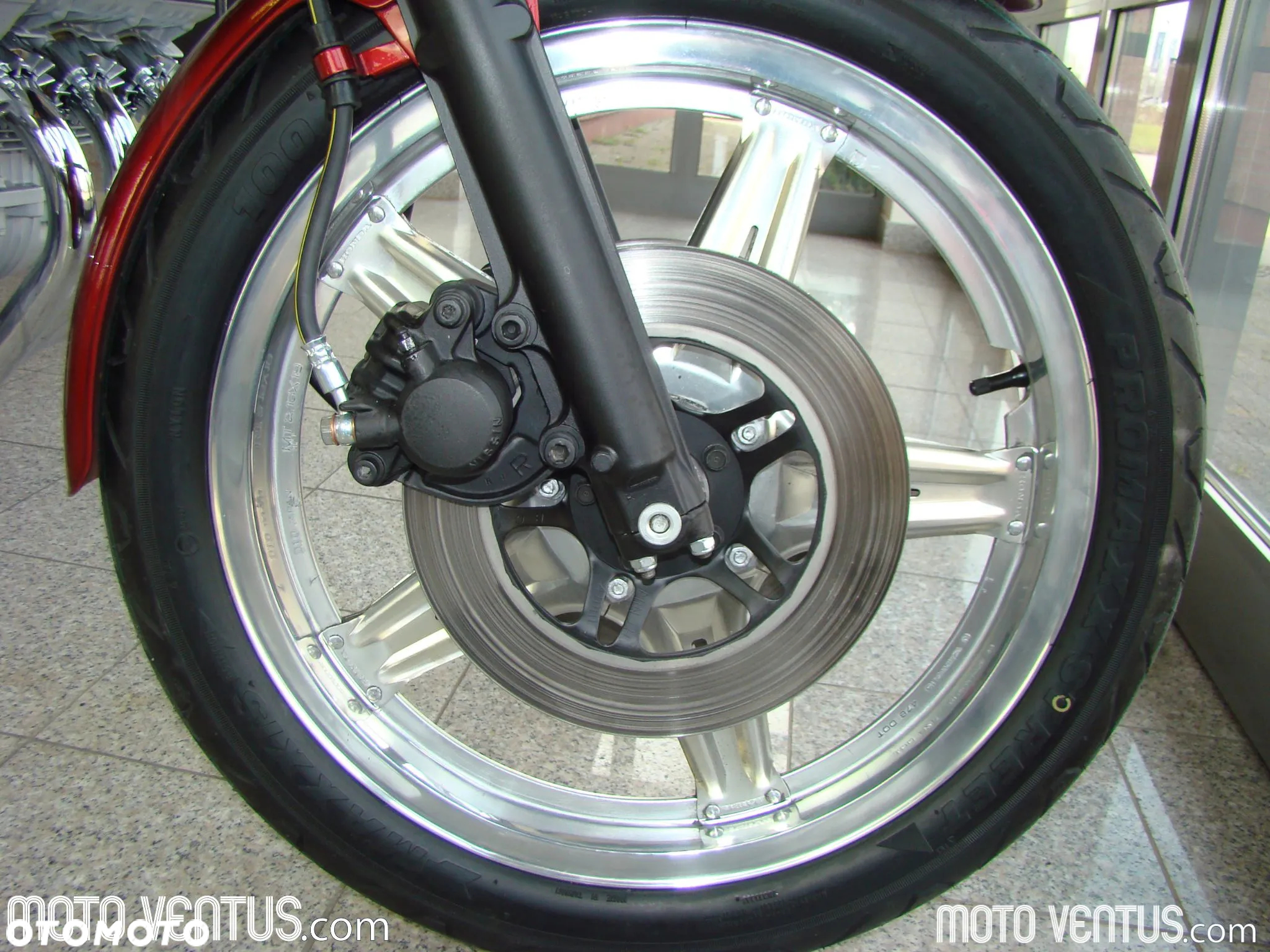 Honda CBX - 12