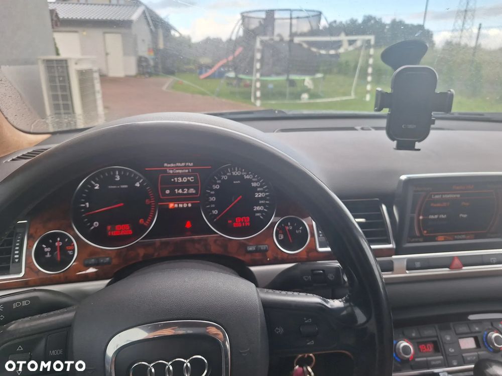 Audi A8 4.2 TDI Quattro - 4