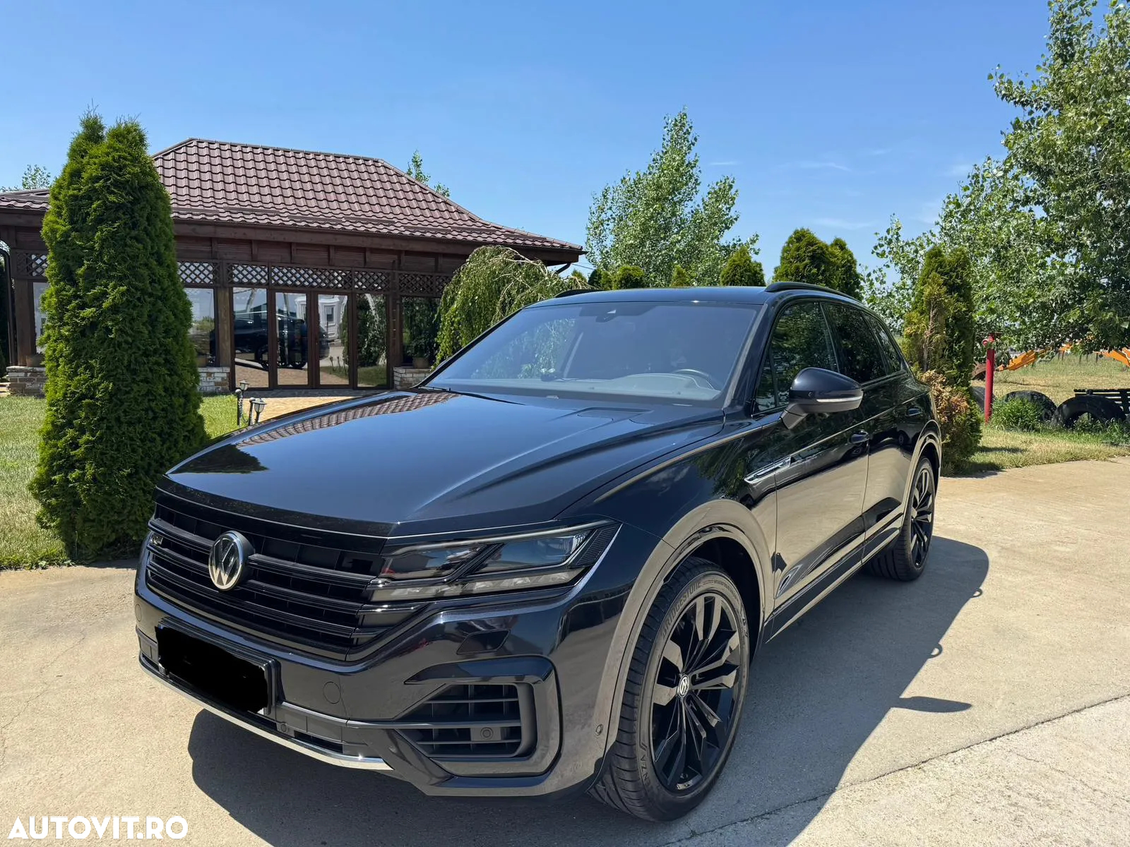 Volkswagen Touareg - 2