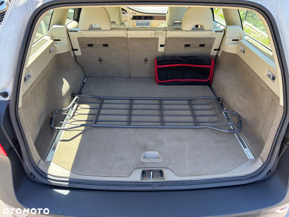 Volvo XC 70 - 36