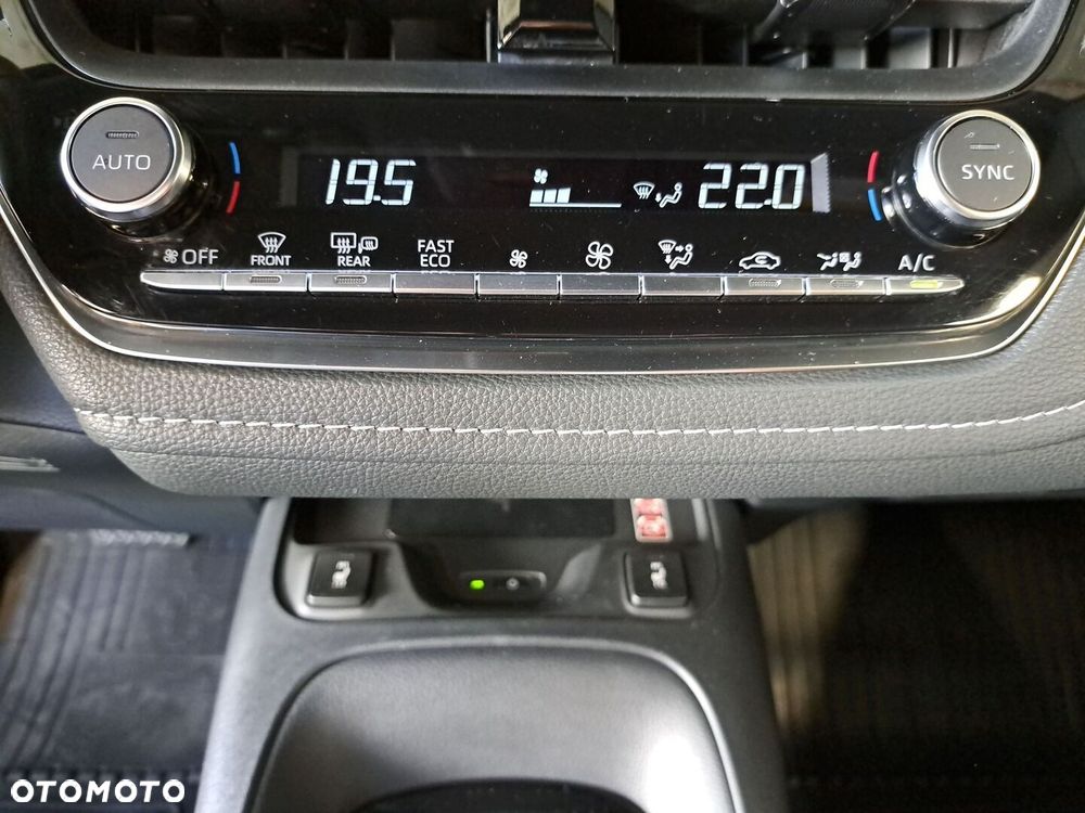 Toyota Corolla 1.8 Hybrid Comfort - 27