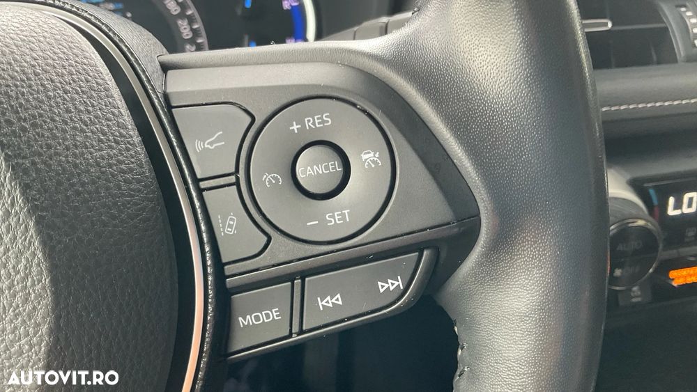 Toyota RAV4 2.5 Hybrid VVT-iE 4x2 Dynamic - 28