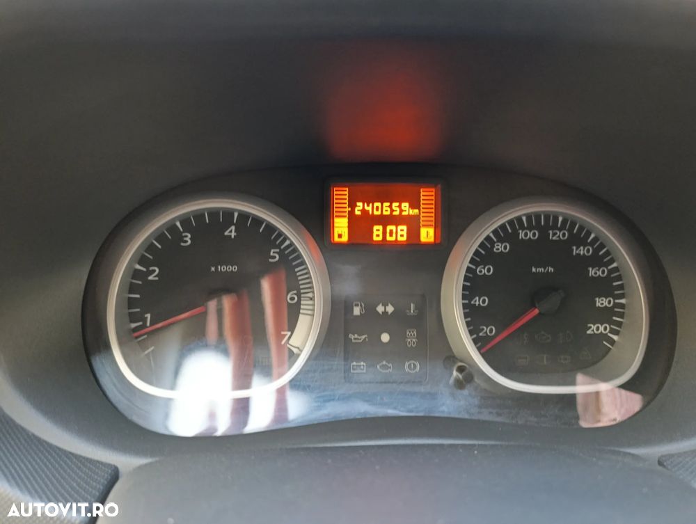 Dacia Duster dCi 110 FAP 4x2 Prestige - 14