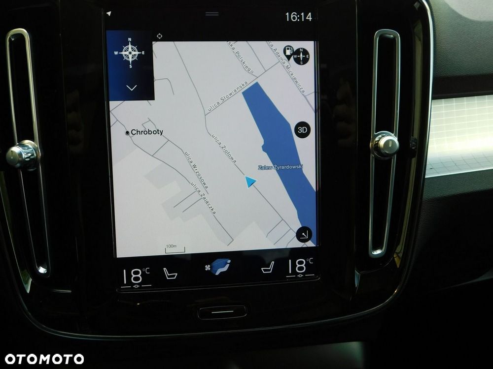 Volvo XC 40 D3 Momentum Pro - 17