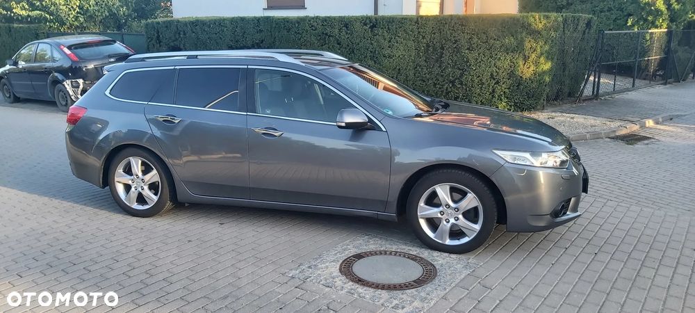 Honda Accord 2.0 Lifestyle - 4