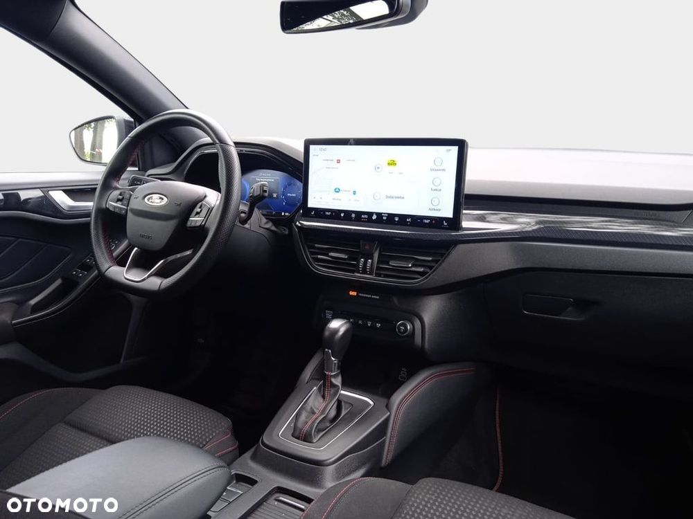 Ford Focus 1.0 EcoBoost mHEV ST-Line X - 35