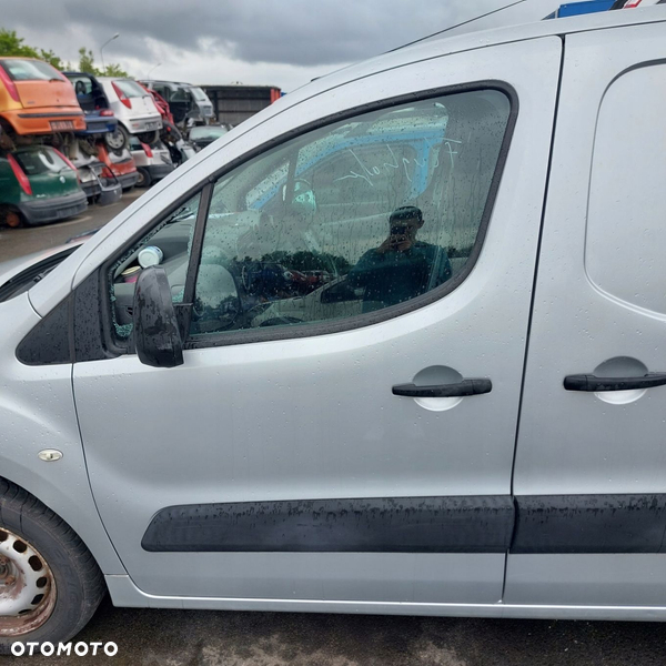 PEUGEOT PARTNER II  08-12  drzwi lewe przód bez lusterka EZRC