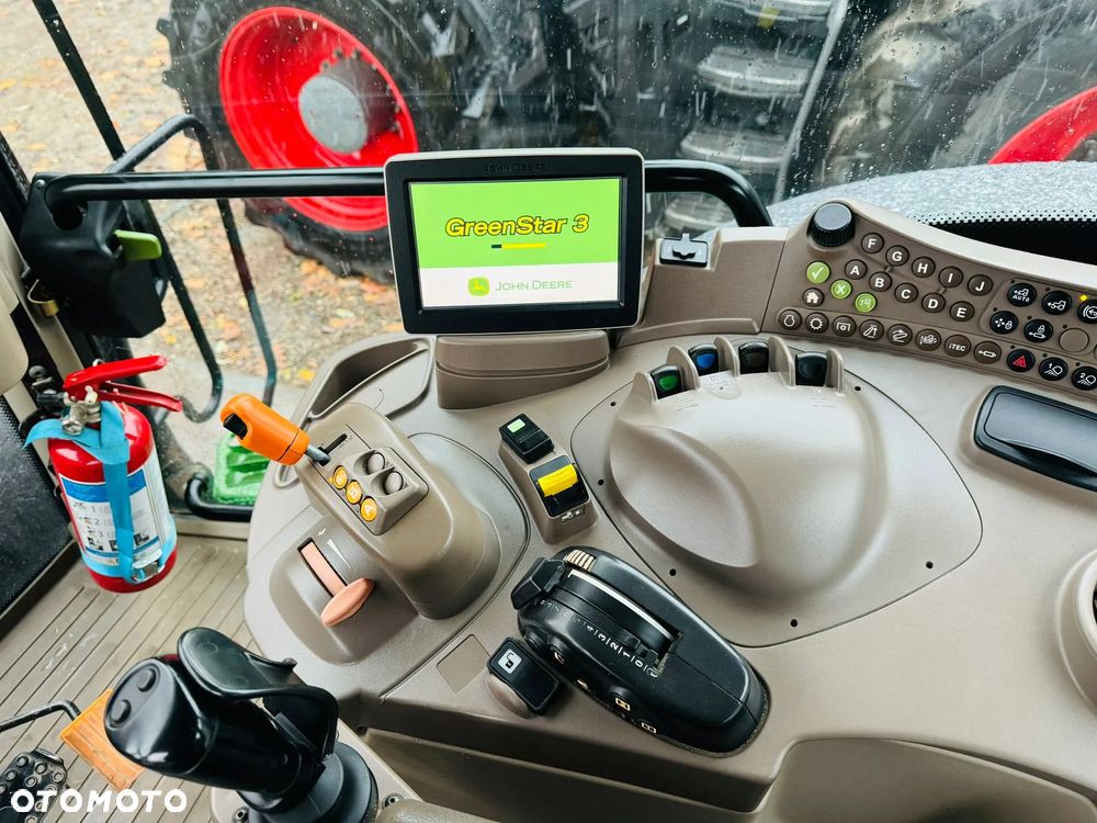 John Deere 6210R - 4