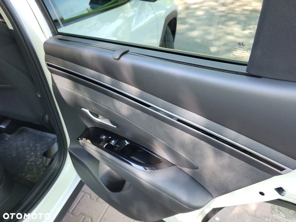 Hyundai Tucson 1.6 T-GDi 48V Platinum 4WD DCT - 26