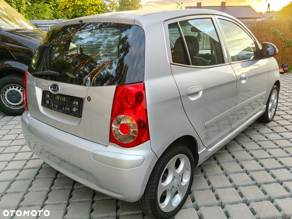 Kia Picanto - 9
