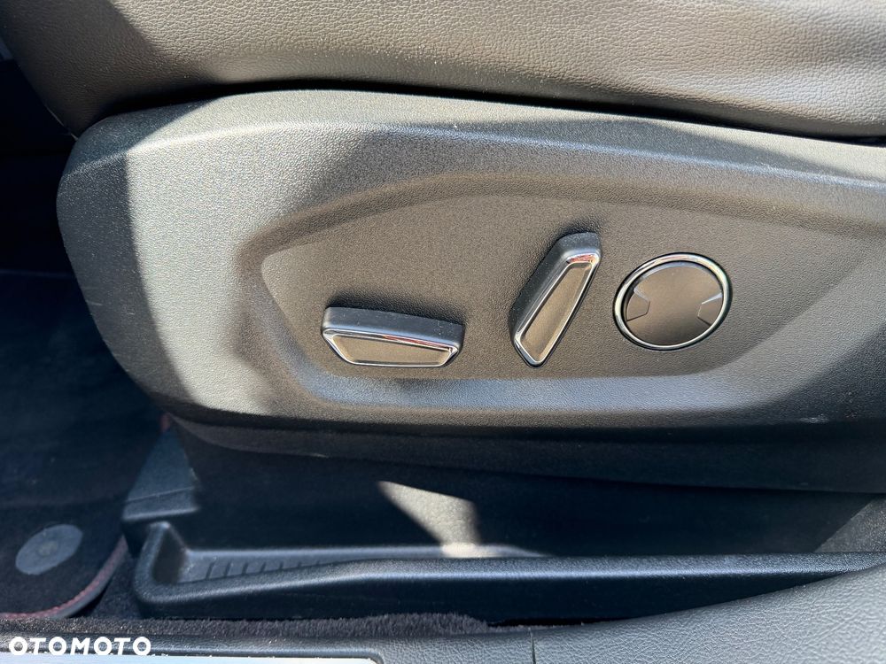 Ford Edge 2.0 TDCi Bi-Turbo 4x4 ST-LINE - 26