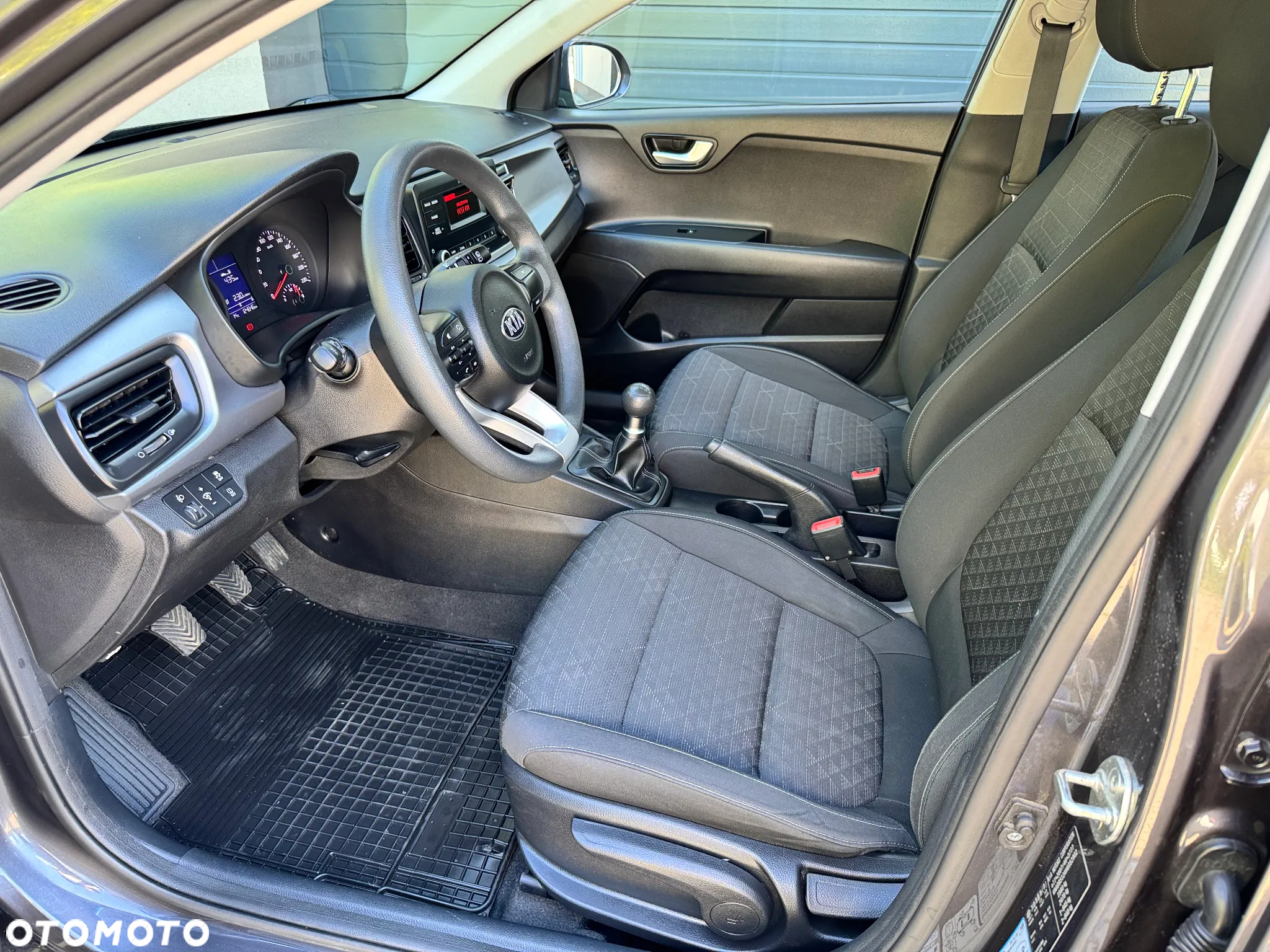 Kia Rio 1.2 Edition 7 - 14