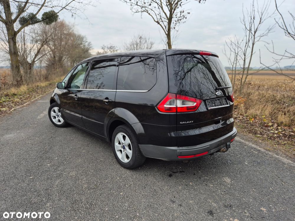 Ford Galaxy - 4