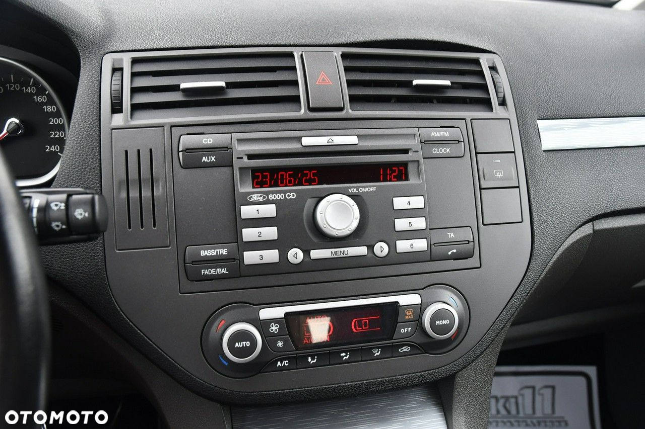 Ford C-MAX - 21