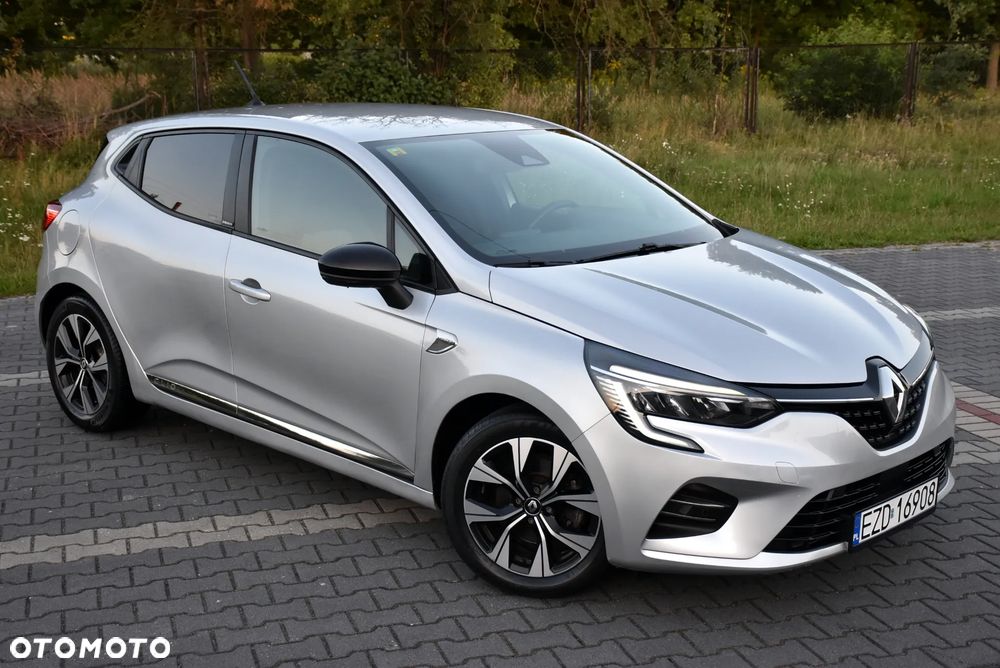 Renault Clio - 10