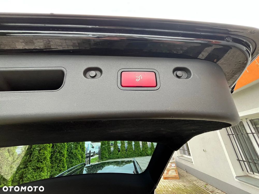 Mercedes-Benz Klasa E - 10