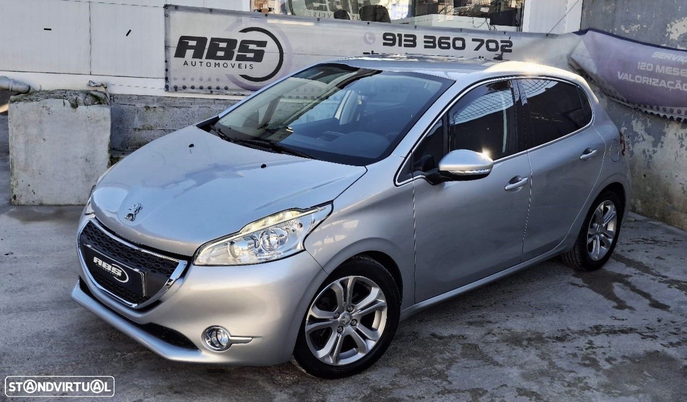 Peugeot 208 1.6 e-HDi Allure 2-Tronic - 1