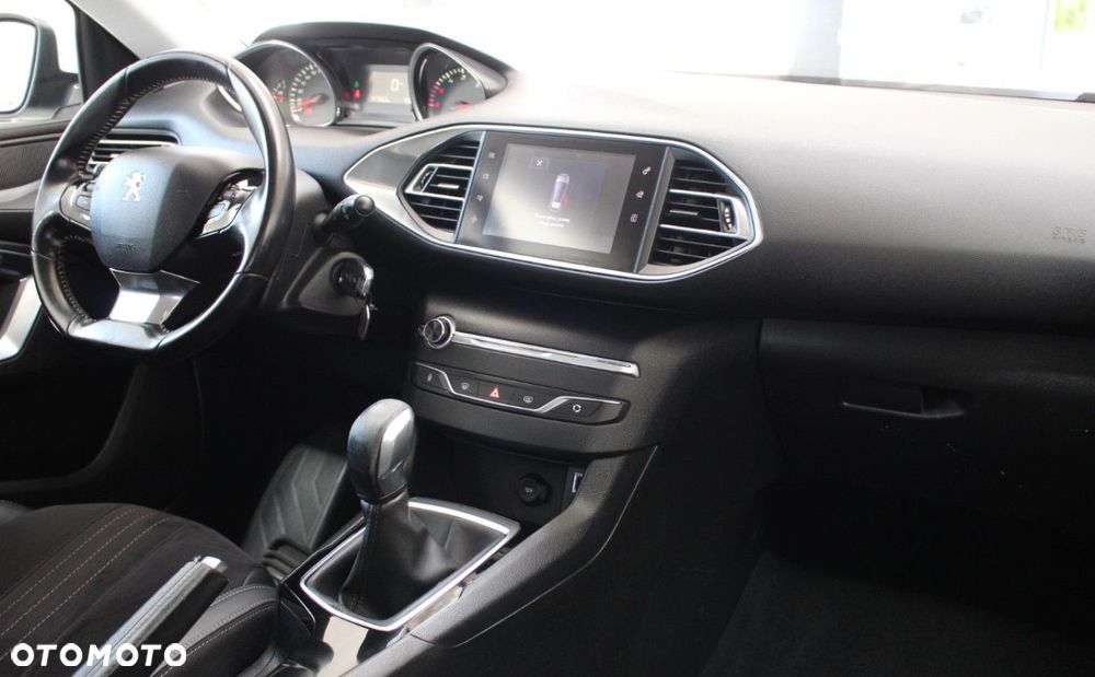 Peugeot 308 1.6 BlueHDi Access S&S - 17