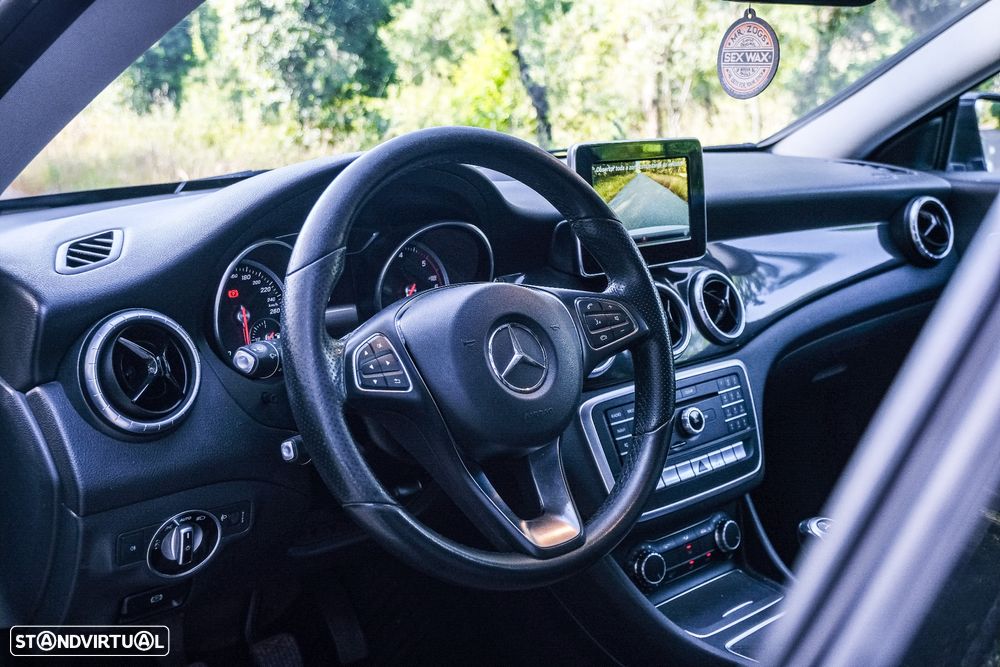 Mercedes-Benz CLA 180 CDI StreetStyle - 11