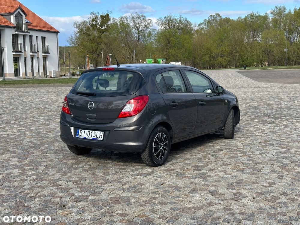 Opel Corsa - 7