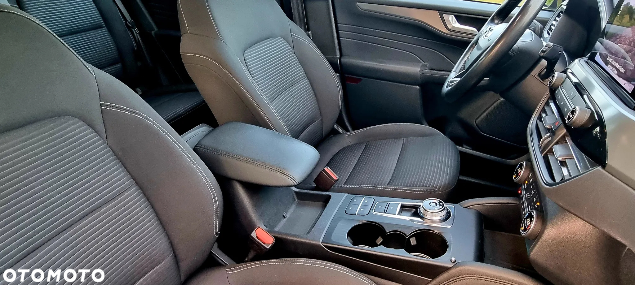 Ford Kuga 1.5 EcoBlue FWD Titanium X - 26