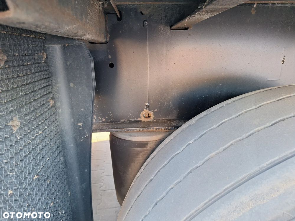 Kögel FIRANKA SAF INTRAX TARCZA OS PODNOSZONA PALECIARA - 15