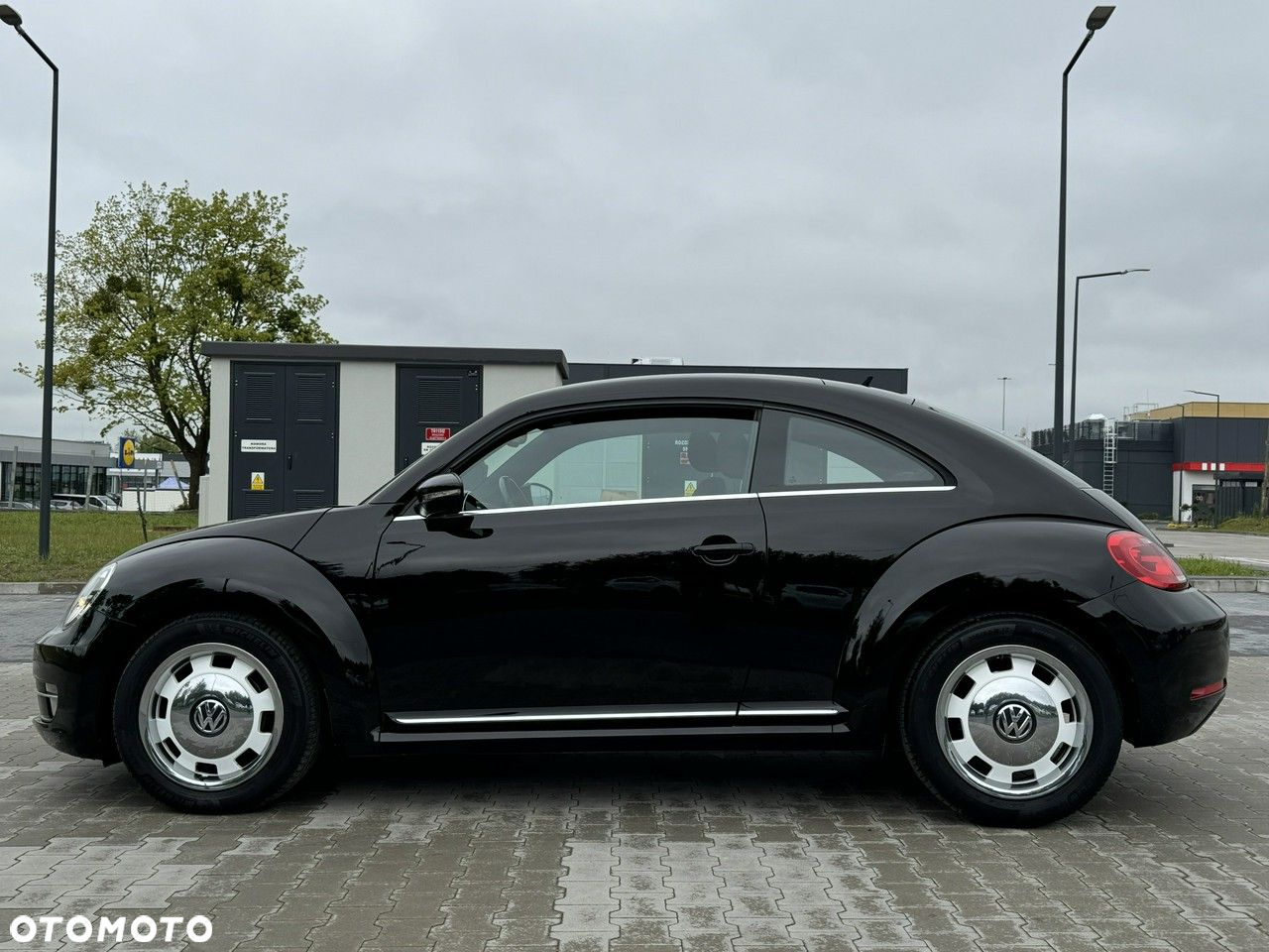 Volkswagen New Beetle - 7