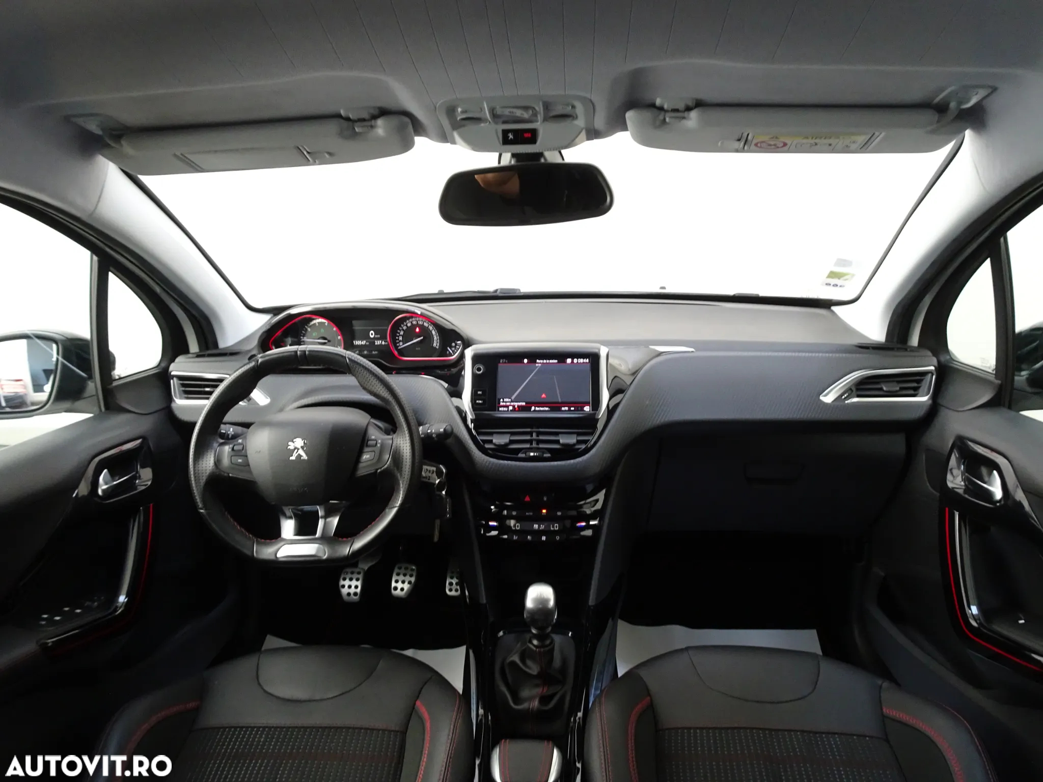 Peugeot 2008 1.2 L PureTech STT GT Line - 21