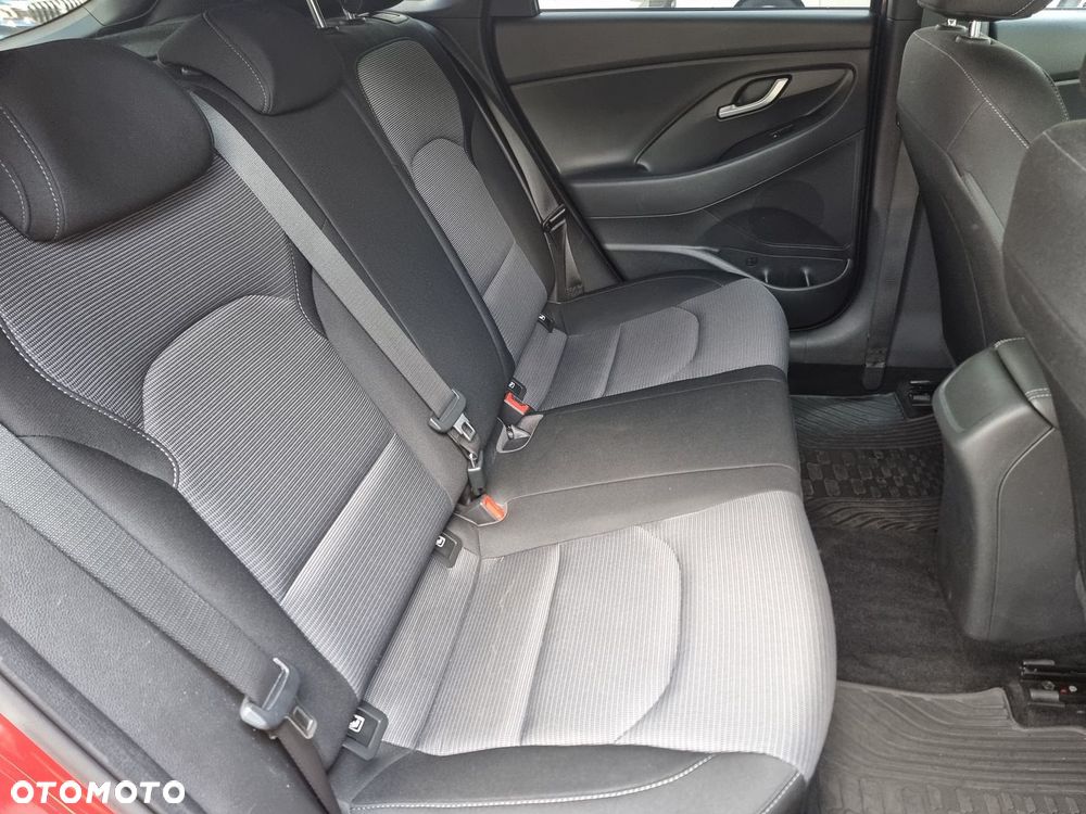 Hyundai i30 1.6 D GET - 24