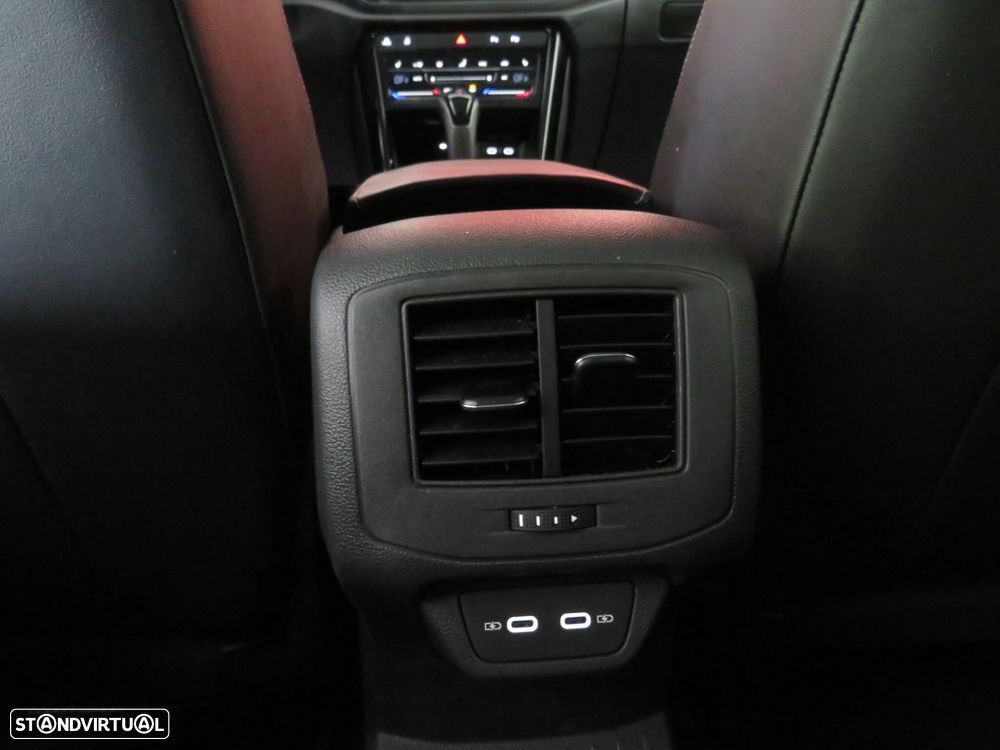 VW T-Roc 1.5 TSI R-Line DSG - 15