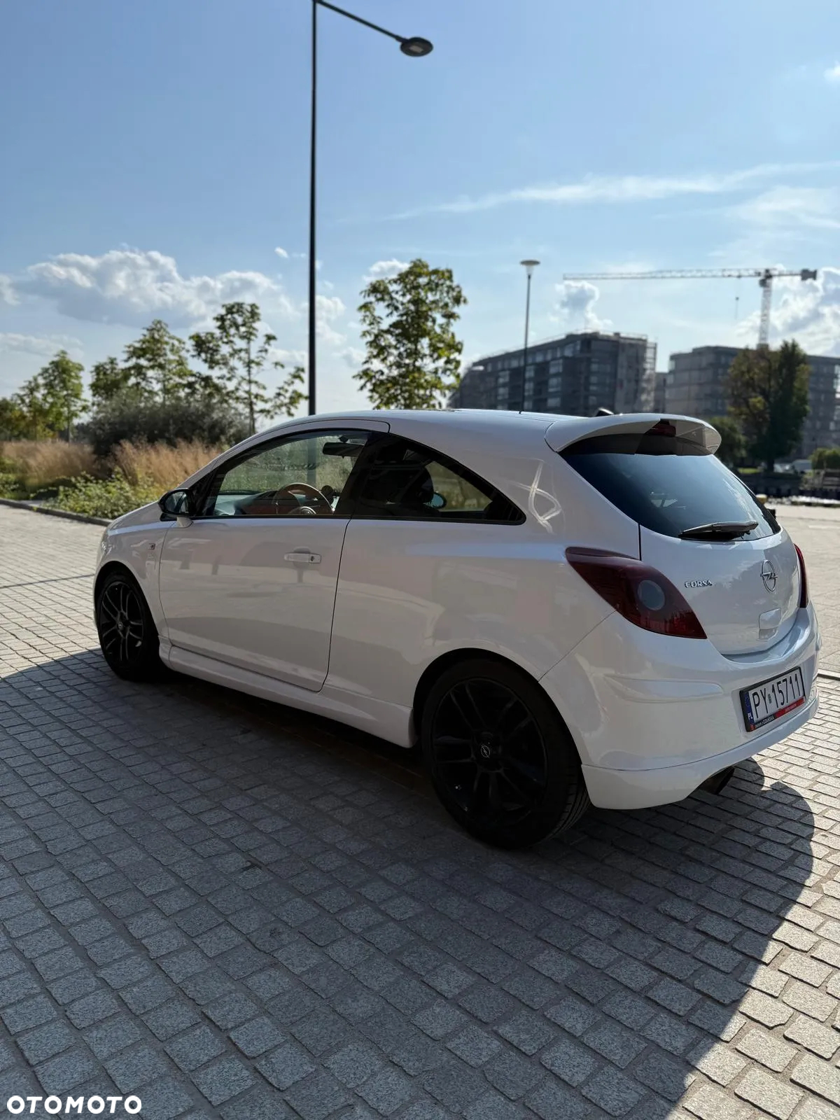 Opel Corsa 1.4 16V Limited Edition - 9