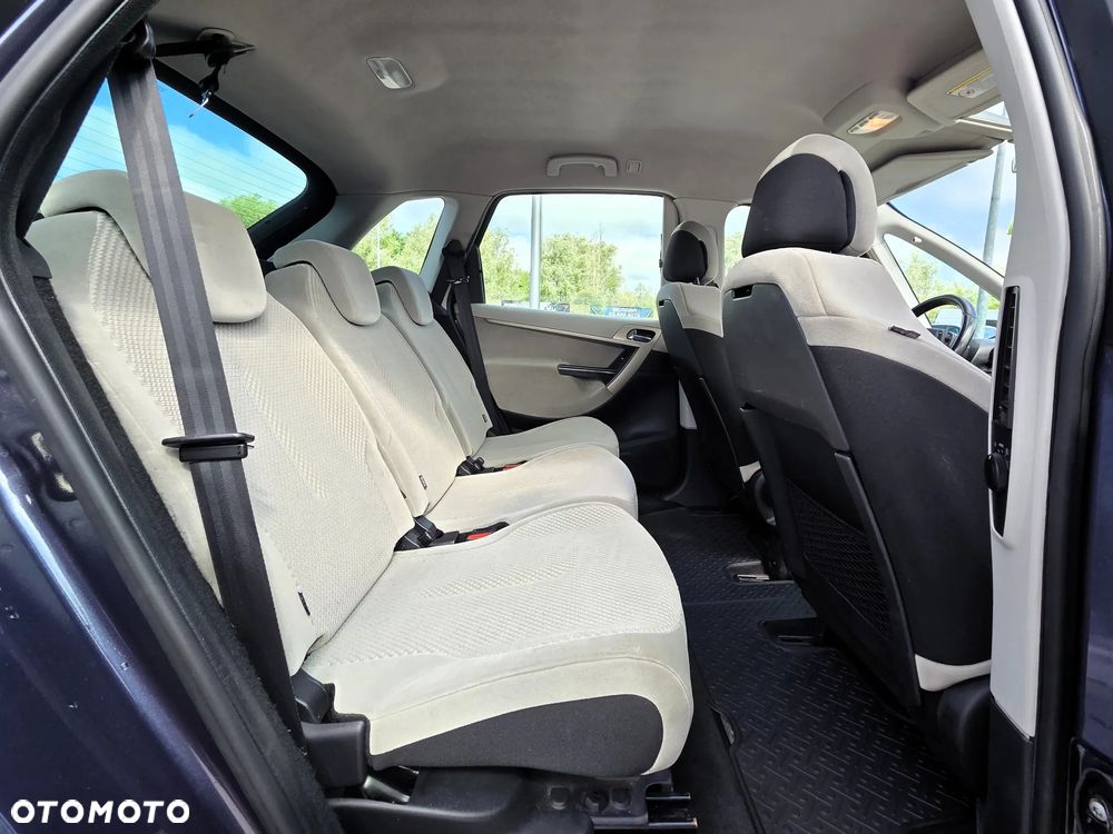 Citroën C4 Picasso - 13