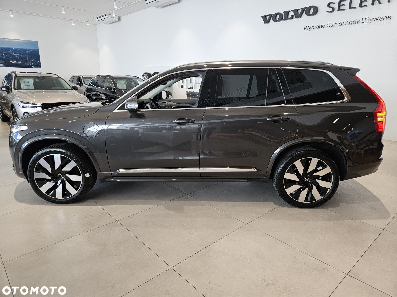 Volvo XC 90 - 8