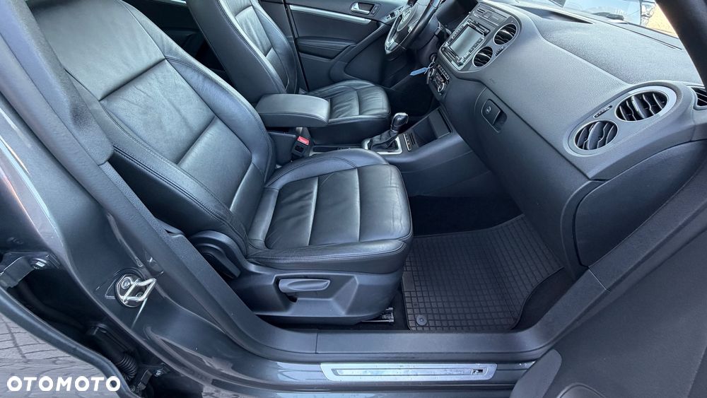 Volkswagen Tiguan 2.0 TDI 4Mot Perfectline R-Style DSG - 10