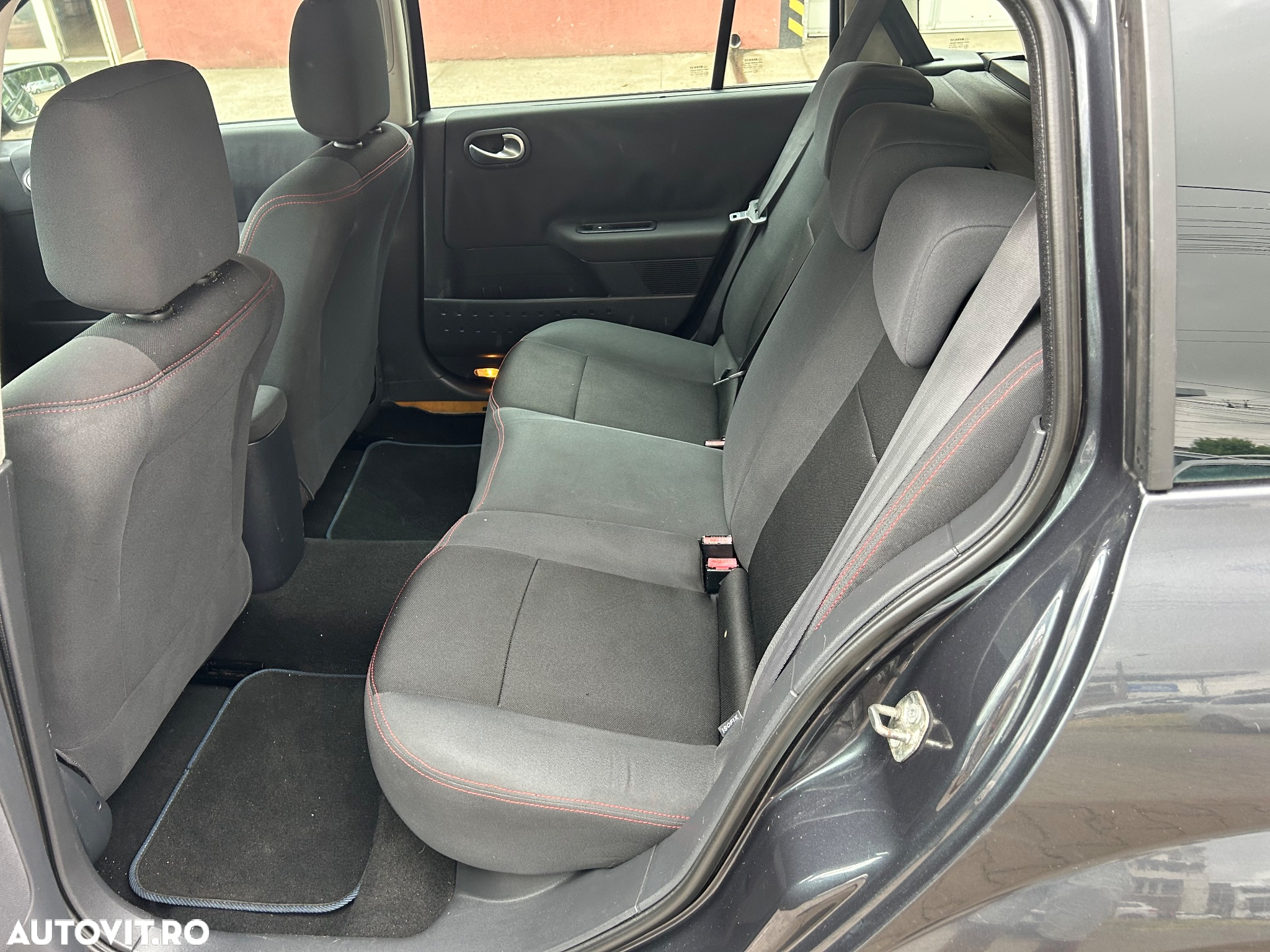 Renault Megane 1.5 dCi FAP Avantage - 6