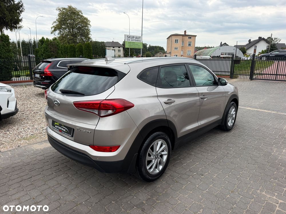 Hyundai Tucson 1.7 CRDI BlueDrive Style 2WD DCT - 39