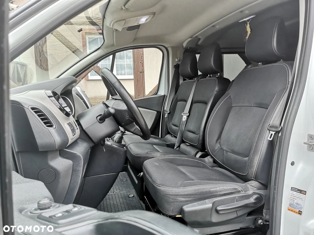 Renault Trafic 1.6 dCi 120 Grand Combi Authentique - 11
