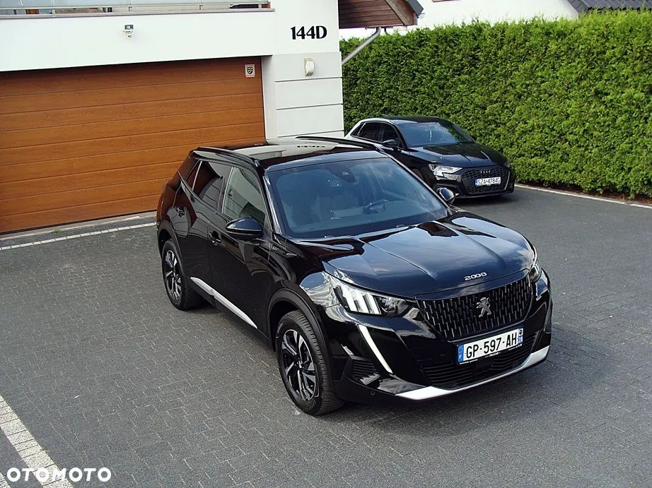 Peugeot 2008 PureTech 130 EAT8 GT - 30