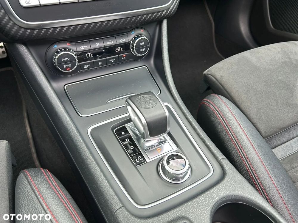 Mercedes-Benz Klasa A AMG 45 4-Matic - 28