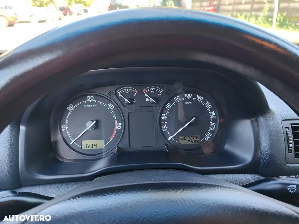 Skoda Octavia Tour 1.9 TDI - 2