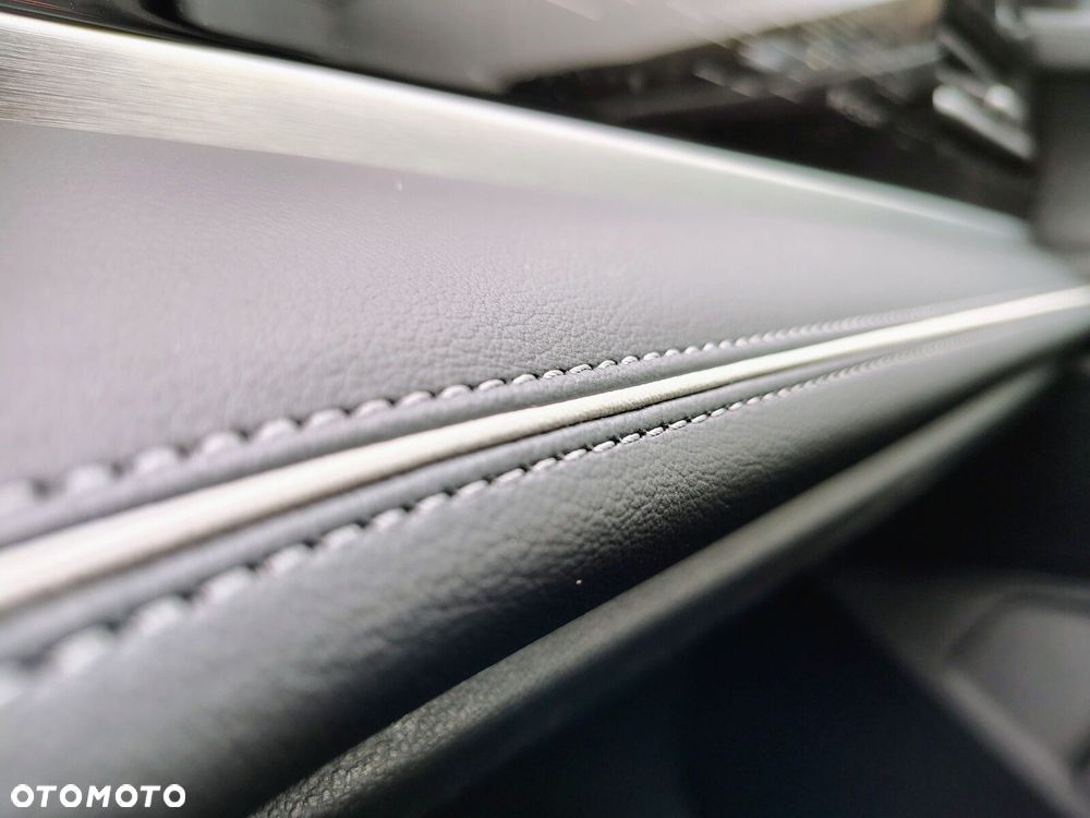 Volkswagen Passat - 30