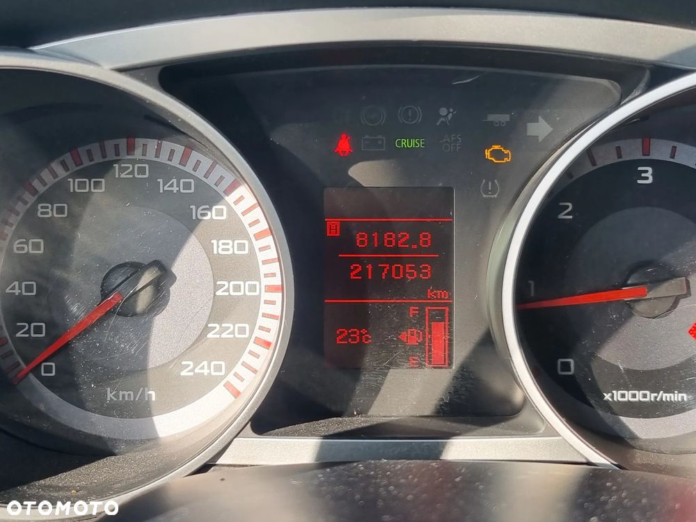 Mitsubishi Outlander 2.0 DID Invite SE - 26