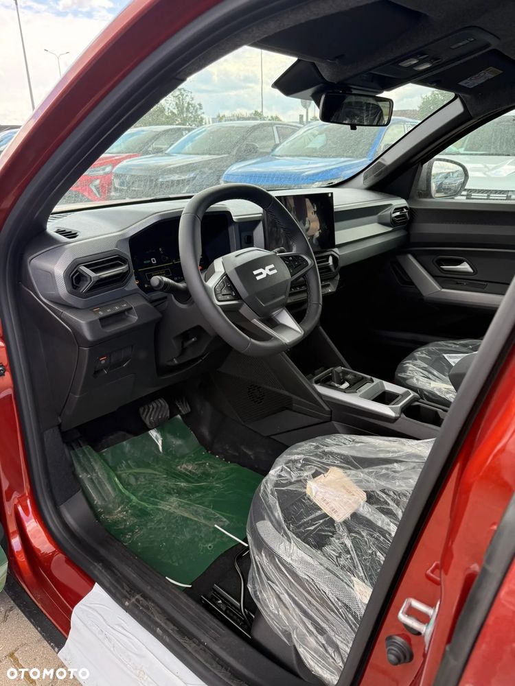 Dacia Duster 1.8 Full Hybrid 155 Journey MMT - 9