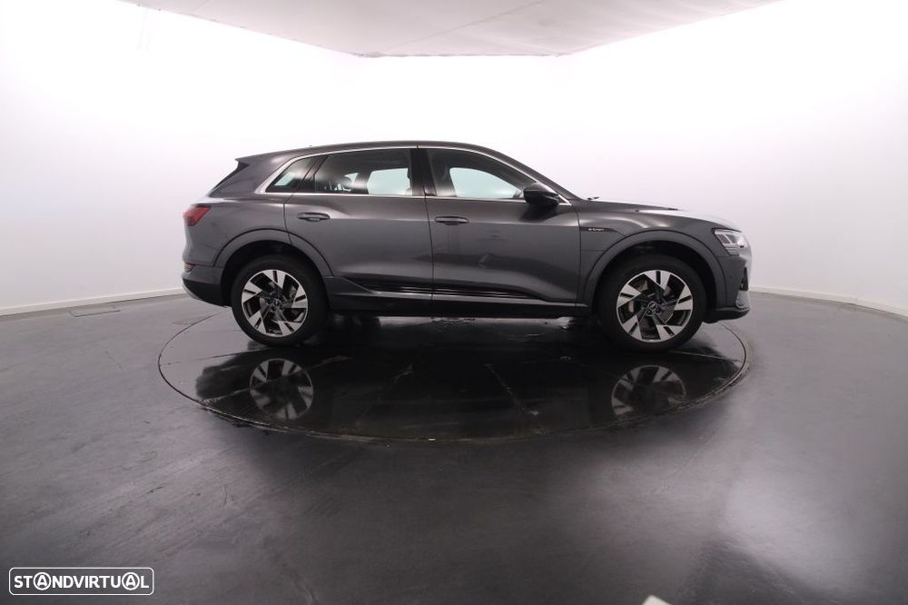 Audi e-tron 55 quattro S line - 9