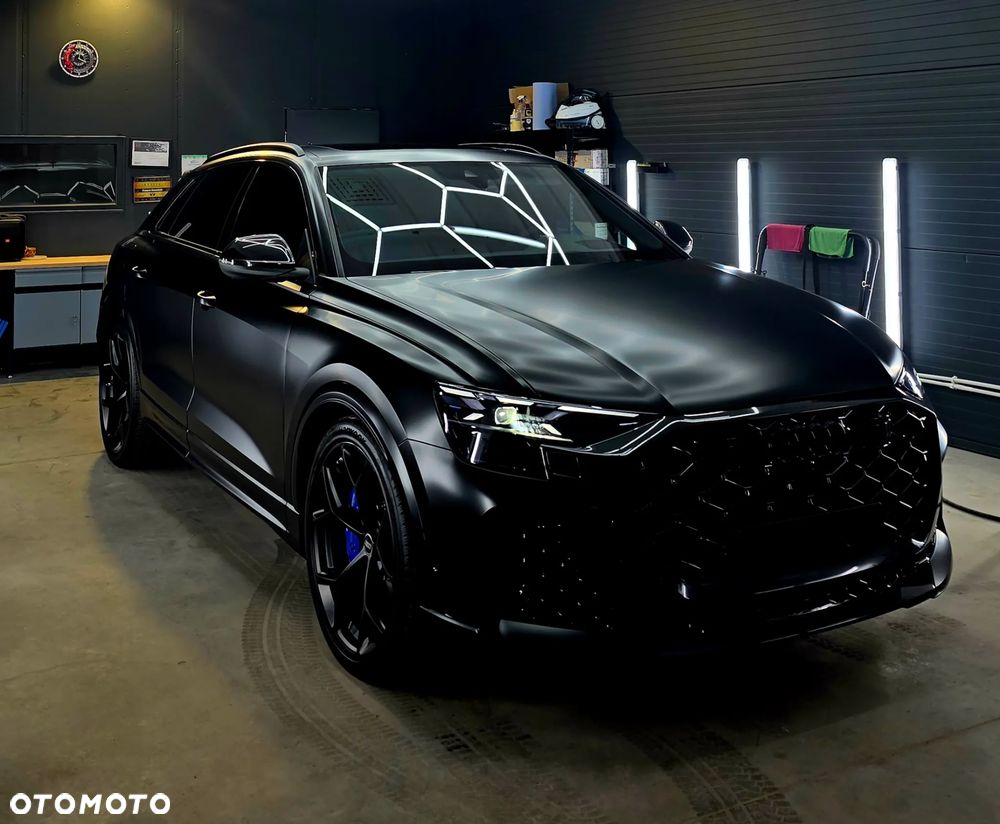 Audi RS Q8 - 2