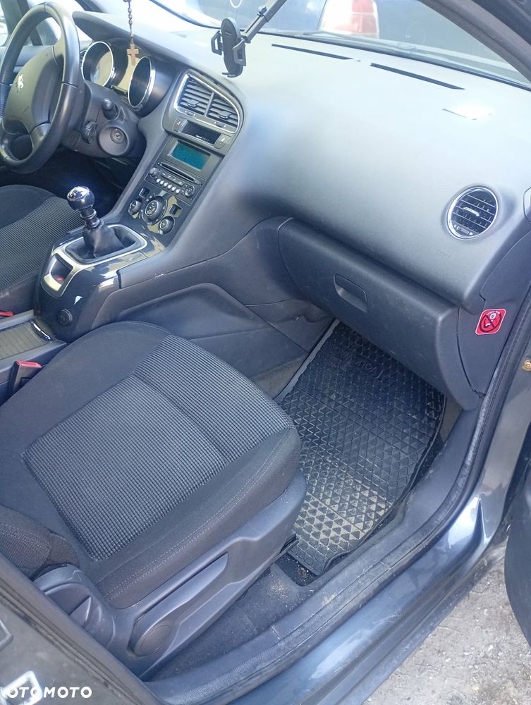 Peugeot 5008 HDI FAP 150 Platinum - 14