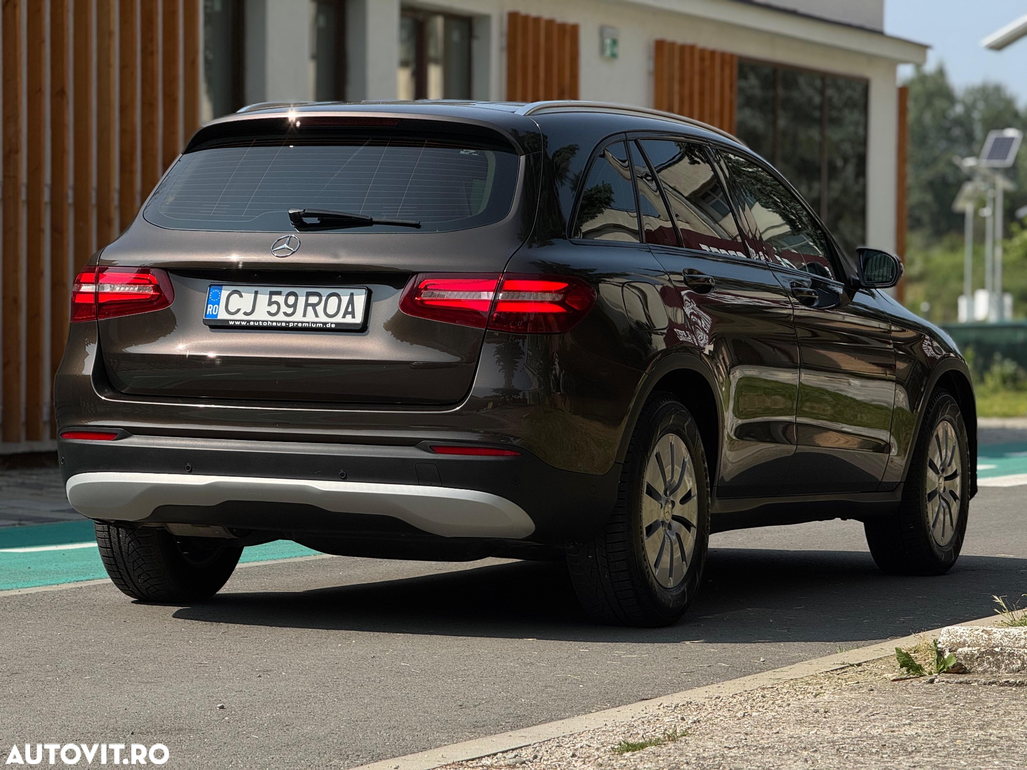 Mercedes-Benz GLC 250 d 4MATIC - 4