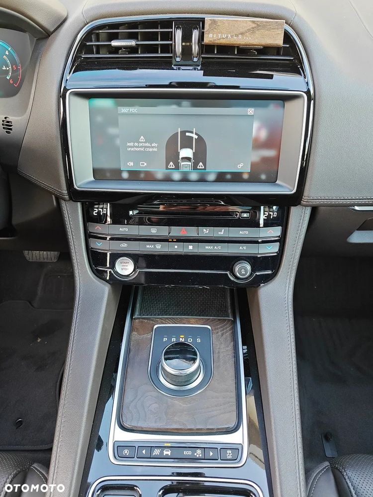Jaguar F-Pace 3.0 TDV6 AWD S - 19