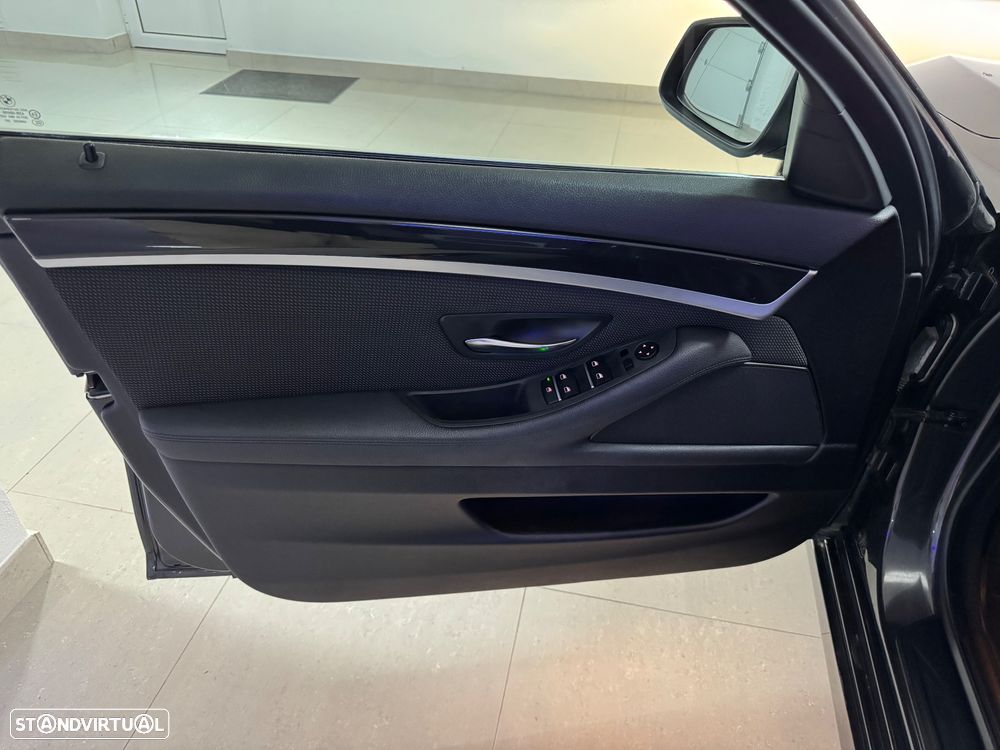 BMW 520 d Touring Sport-Aut. - 36